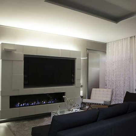 Crystal Skyline Neapolis Appartement Buitenkant foto