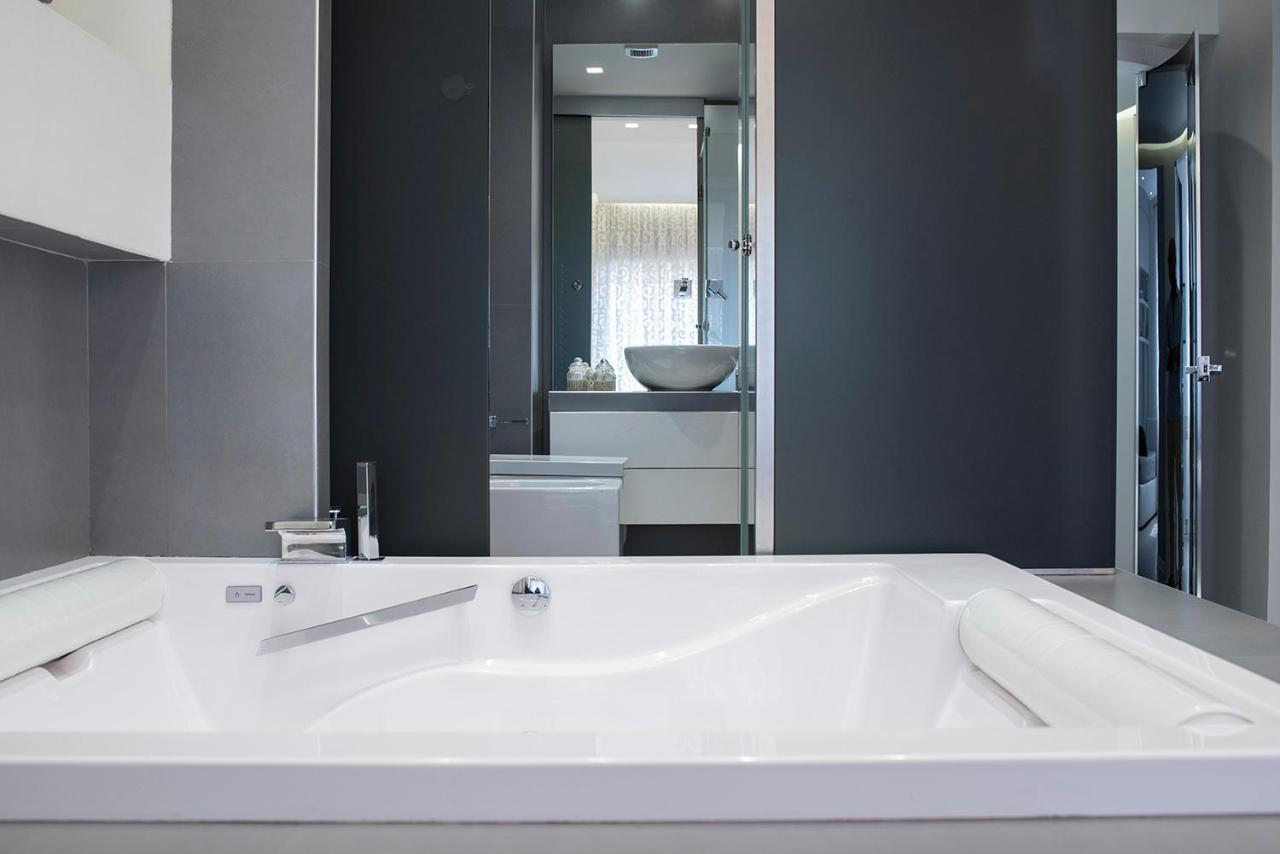 Crystal Skyline Neapolis Appartement Buitenkant foto